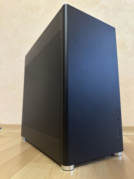 Продам  компʼютер Ryzen 9 5900X-RTX 4070Ti-RAM 64Gb-SSD 1Tb-PSU 850W