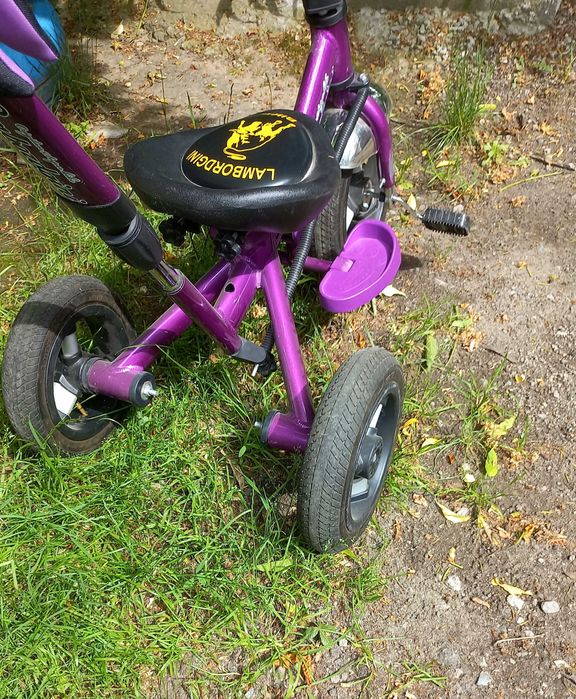 Велосипед трехколесный Lamborghini  Sigma с родительской ручкой.