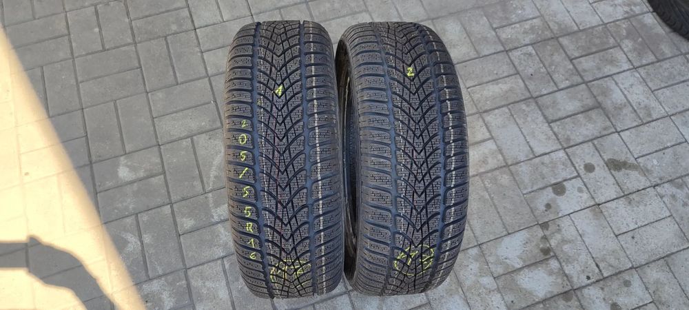 OPONY ZIMOWE 205/55R16 DUNLOP SPWINTER SPORT 4D ZIMA (4420) PARA 2 SZTUKI