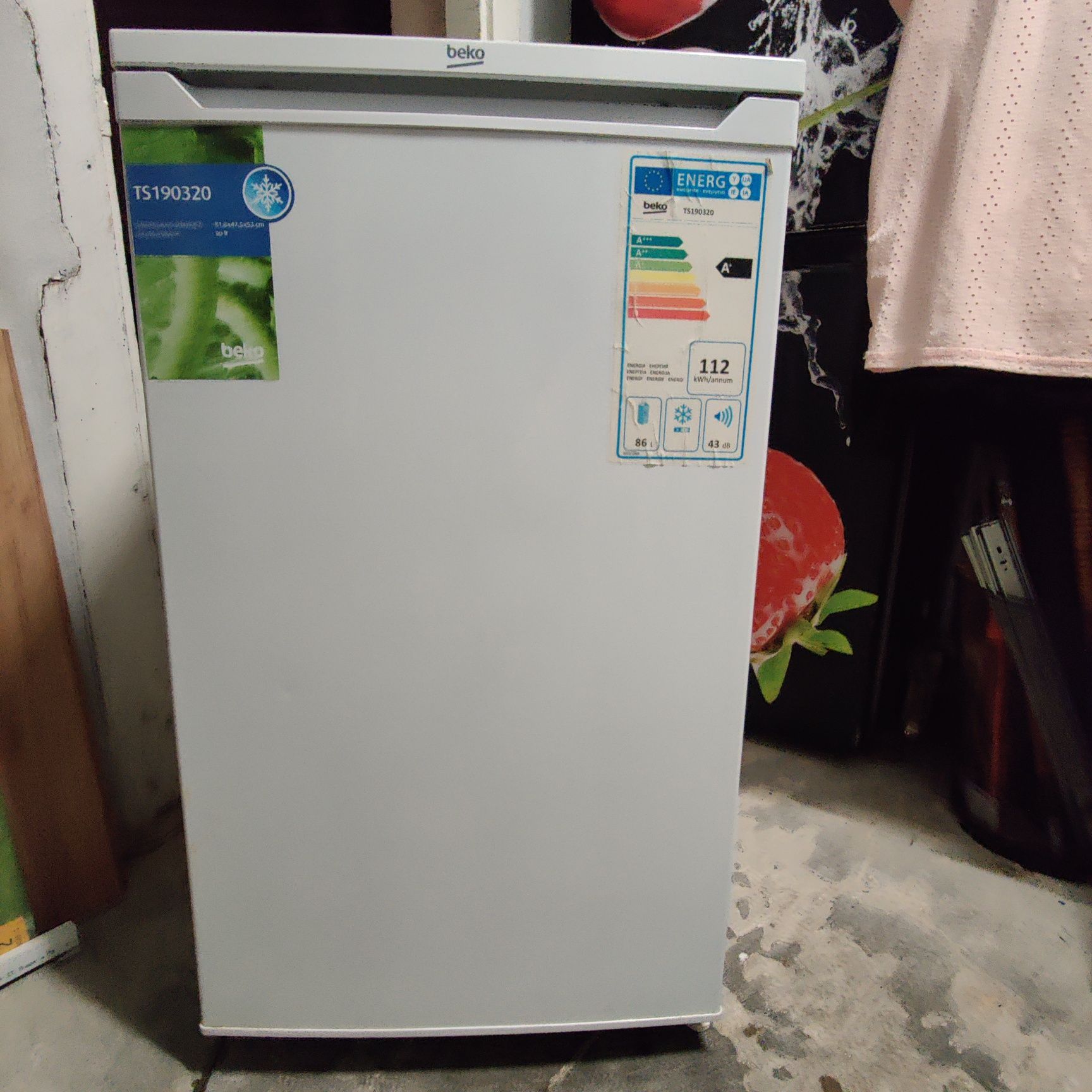 Lodówka podblatowa BEKO TS190320 chłodziarko - zamrażarka 82cm