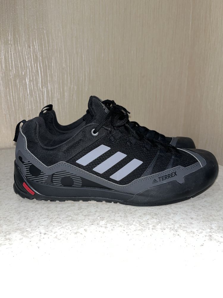 Кроссовки Adidas Terrex Swift Solo2.100% original новые45размер.