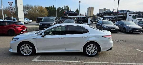 Toyota Camry 2020