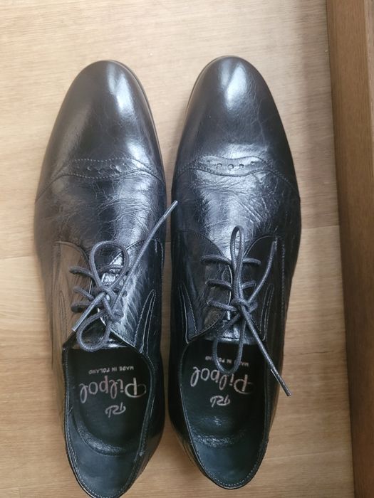 Eleganckie skórzane czarne buty męskie do garnituru nowe Pilpol r.39