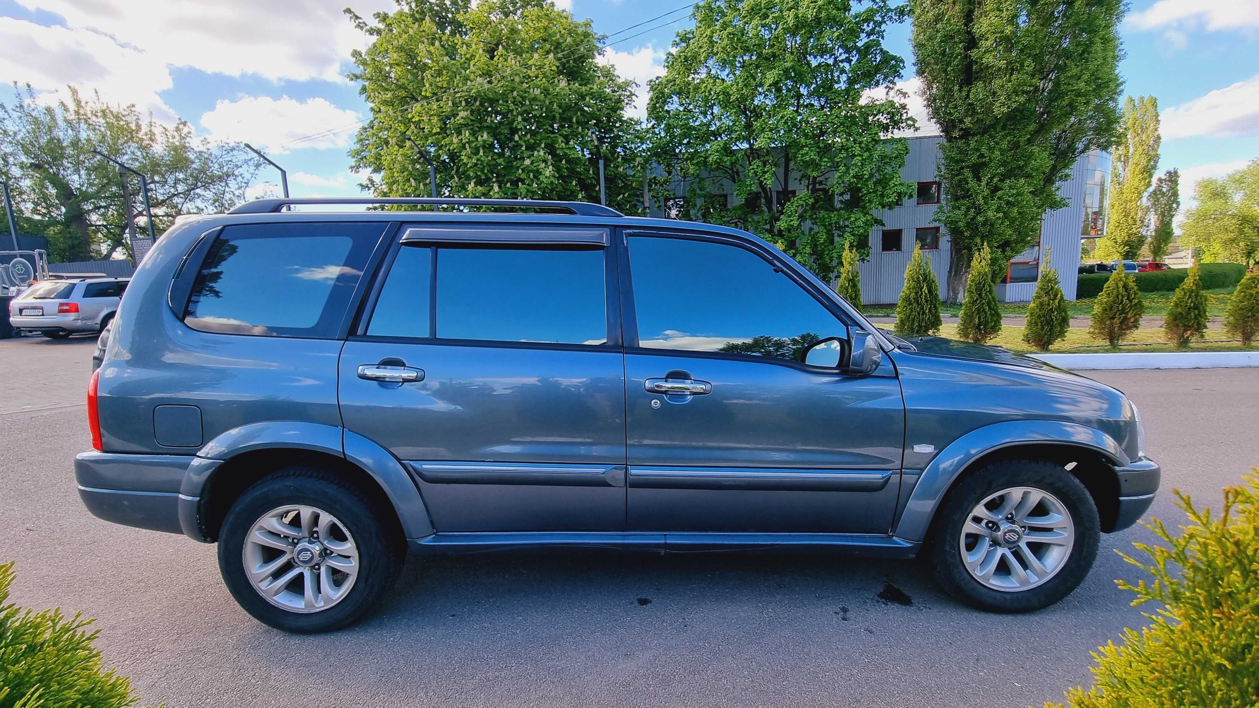 Продам SUZUKI Grand Vitara XL7