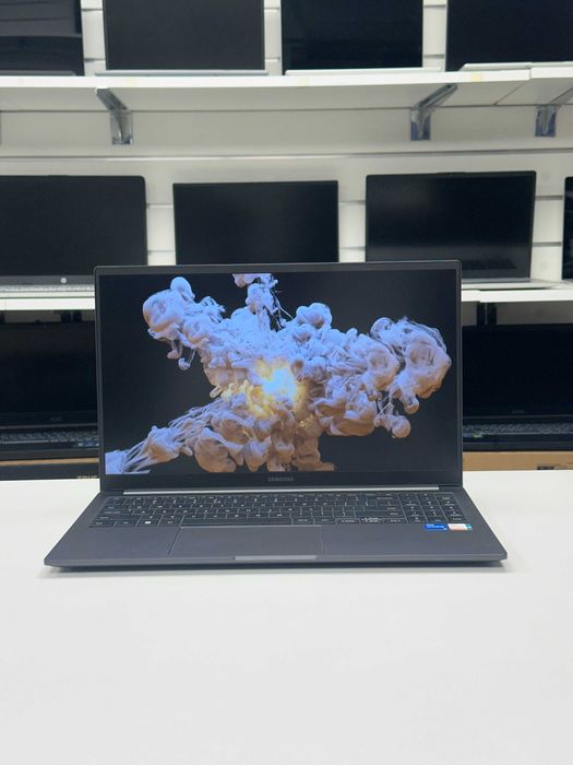 Samsung Galaxy Book NP750XFG | i5-1335U | 8RAM | 512SSD | SUPER STAN !