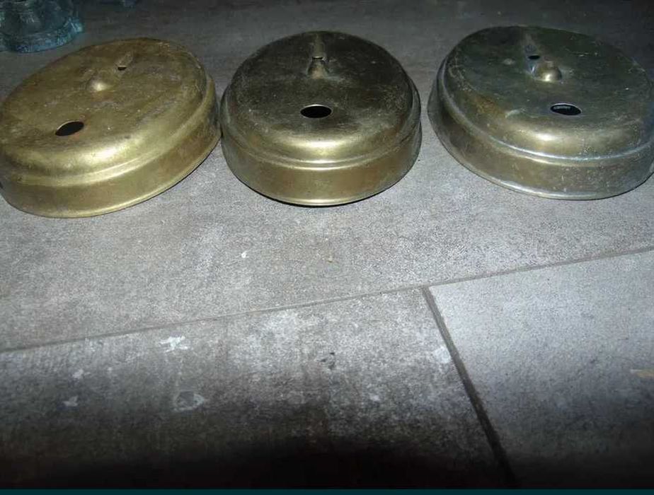 Przedwojenny mosiężny szyld do kinkiet dł.12,4 cm.cena za 1