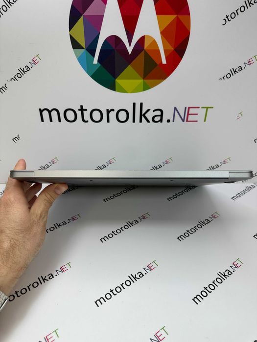 MacBook Air 13 M1 8CPU/8GPU 8RAM 512SSD Space Gray 100% (156 циклов)