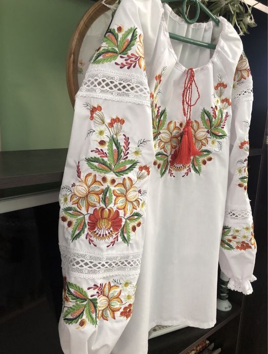 Вишиванка для дівчинки