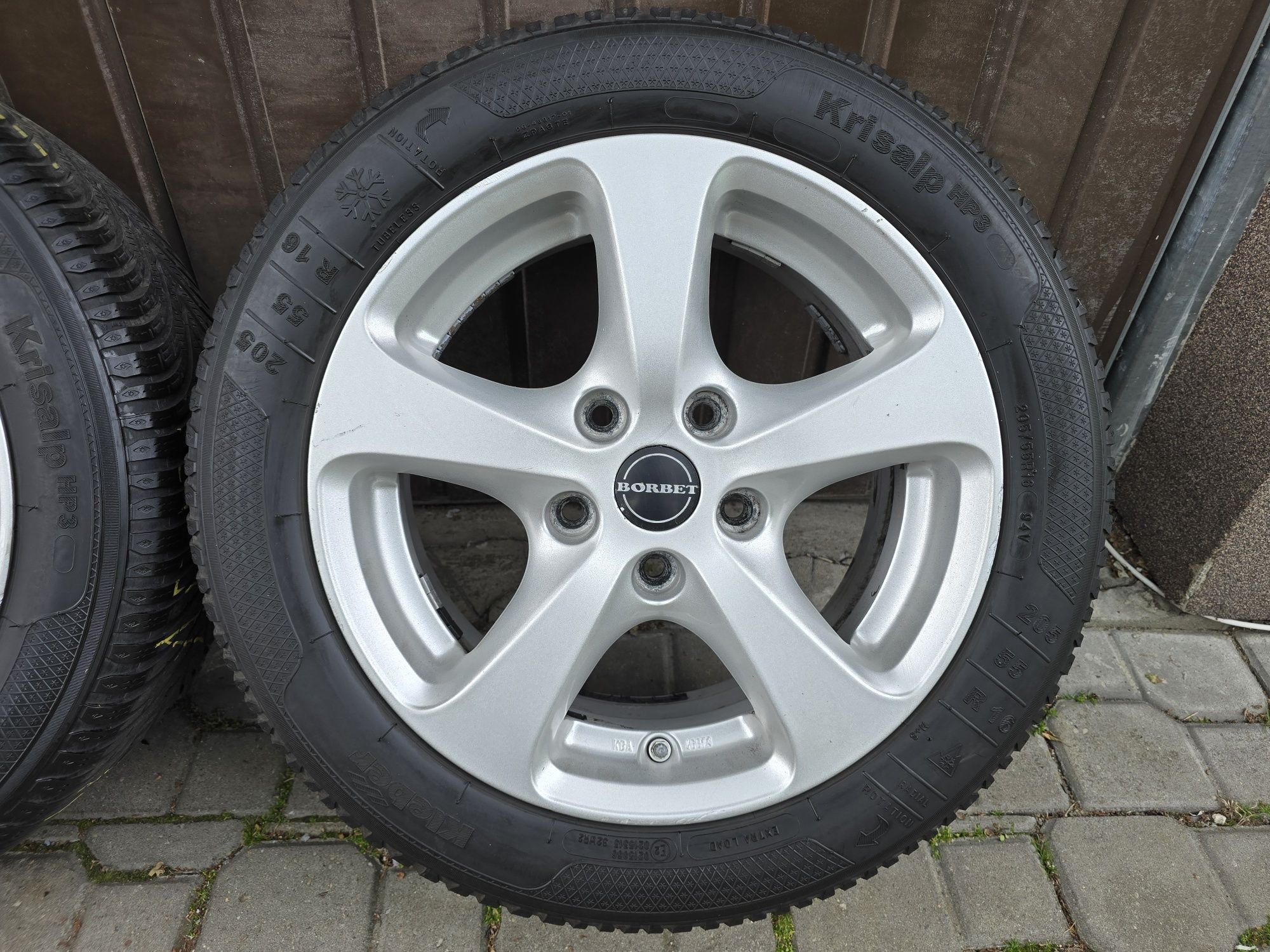 Felgi z oponami 205/55R16 BMW 3 E90 5x120 E91 1 E87 E82 E36 E46 F20