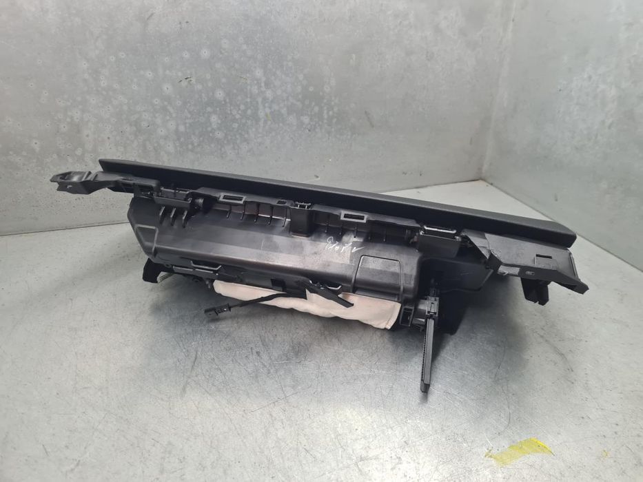 Porta luvas TESLA Model 3 (5YJ3)