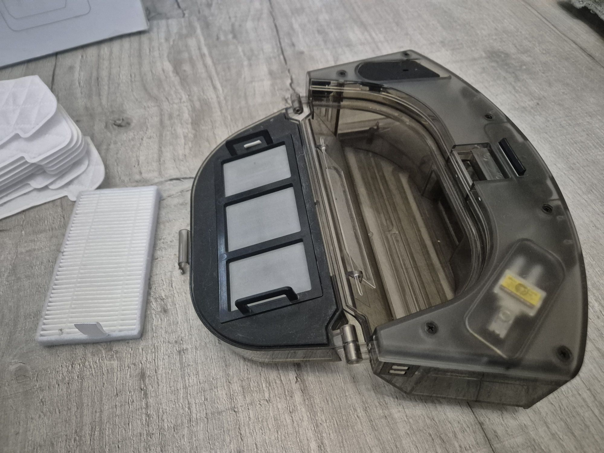Robot sprzątający samojezdny xiaomi VIOMI S9 Alpha
Sprawny w 100%
Komp