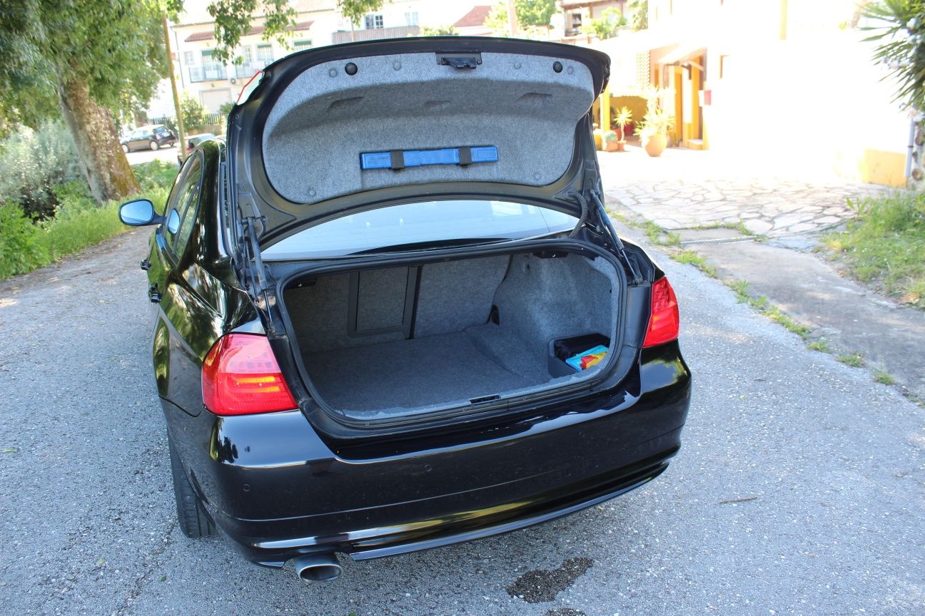 BMW E90 320D vendo