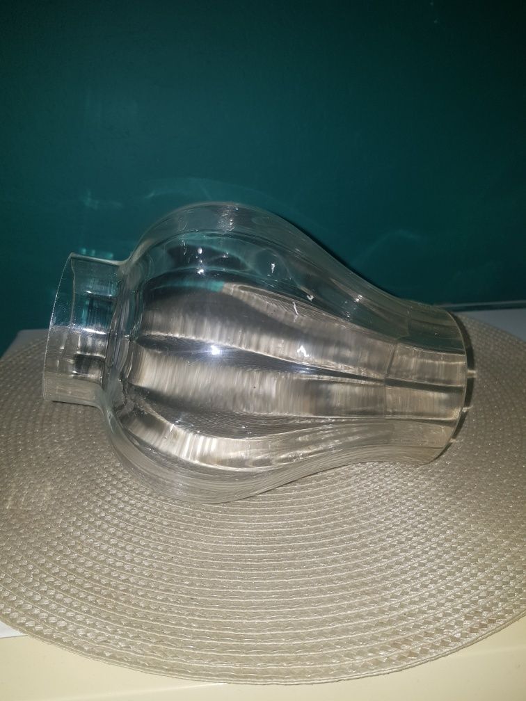 Szklany klosz  do lampy.