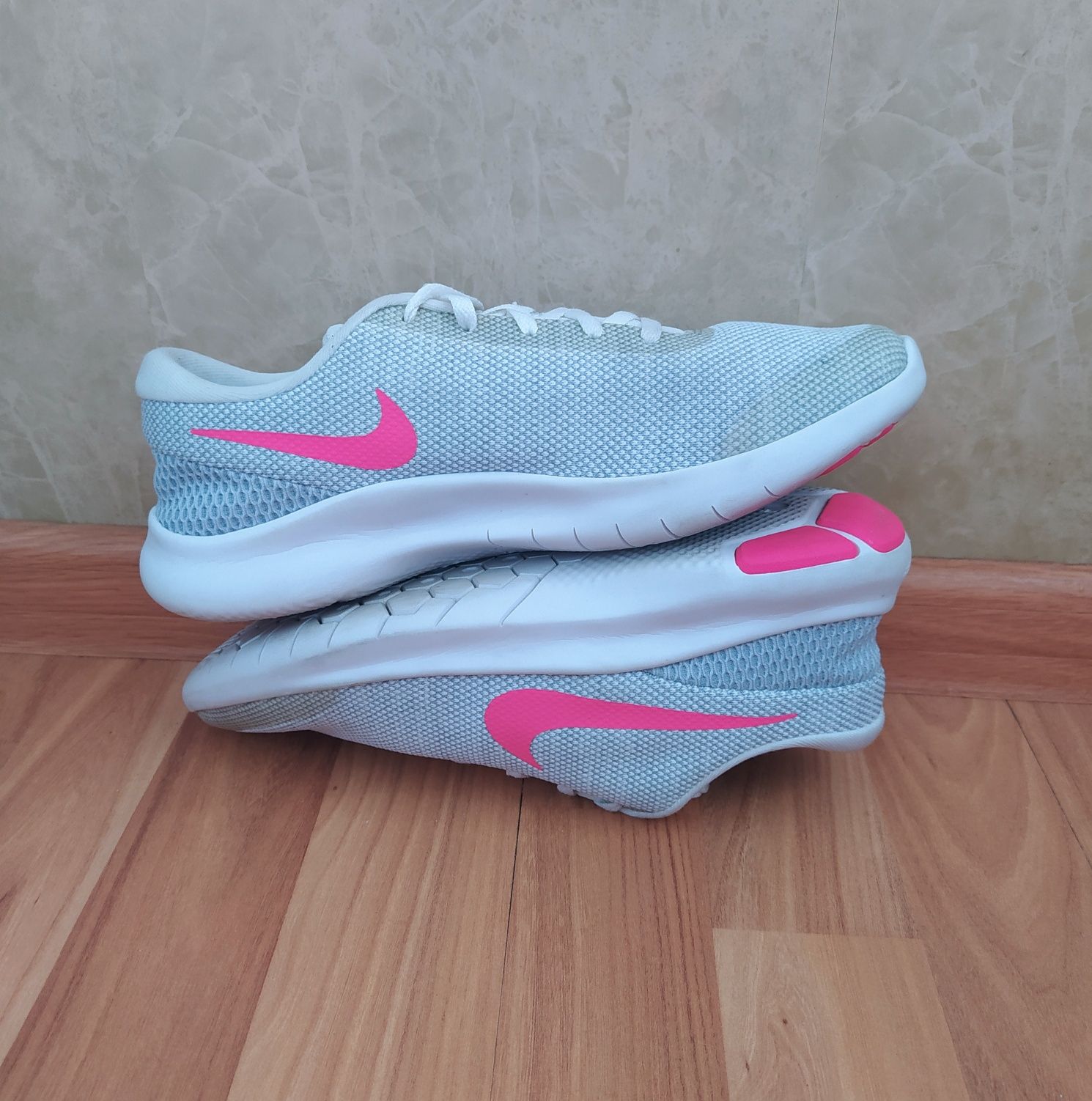 Повітряні кросівки  Nike FLEX 40,р