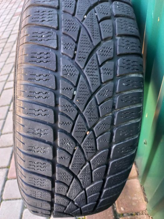 Автошини зимові 215/60 R17