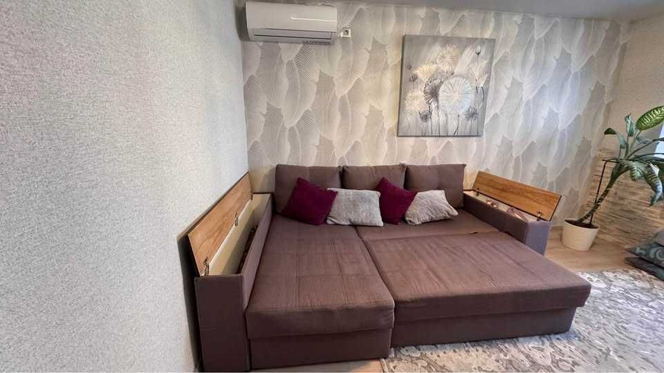 Продам диван кутовий