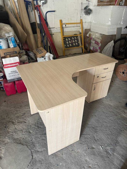 Стіл, Компʼютерний стіл, Письмовий стіл, Офісний стіл