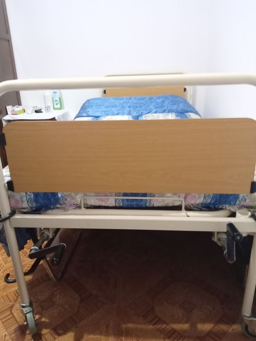 Cama articulada manual
