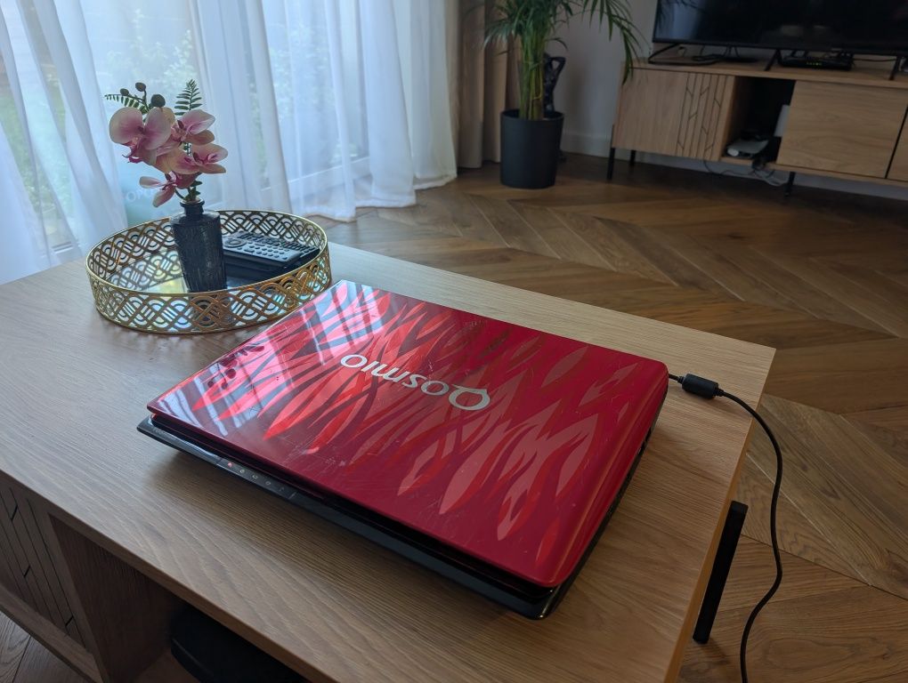 Laptop klasyk z duszą Toshiba Qosmio X305 gamingowa potęga swojej ery