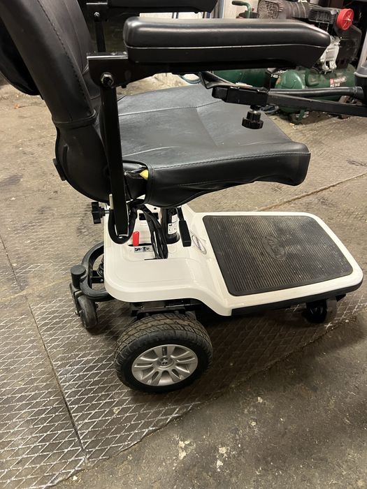 Meyra мобільне крісло електро