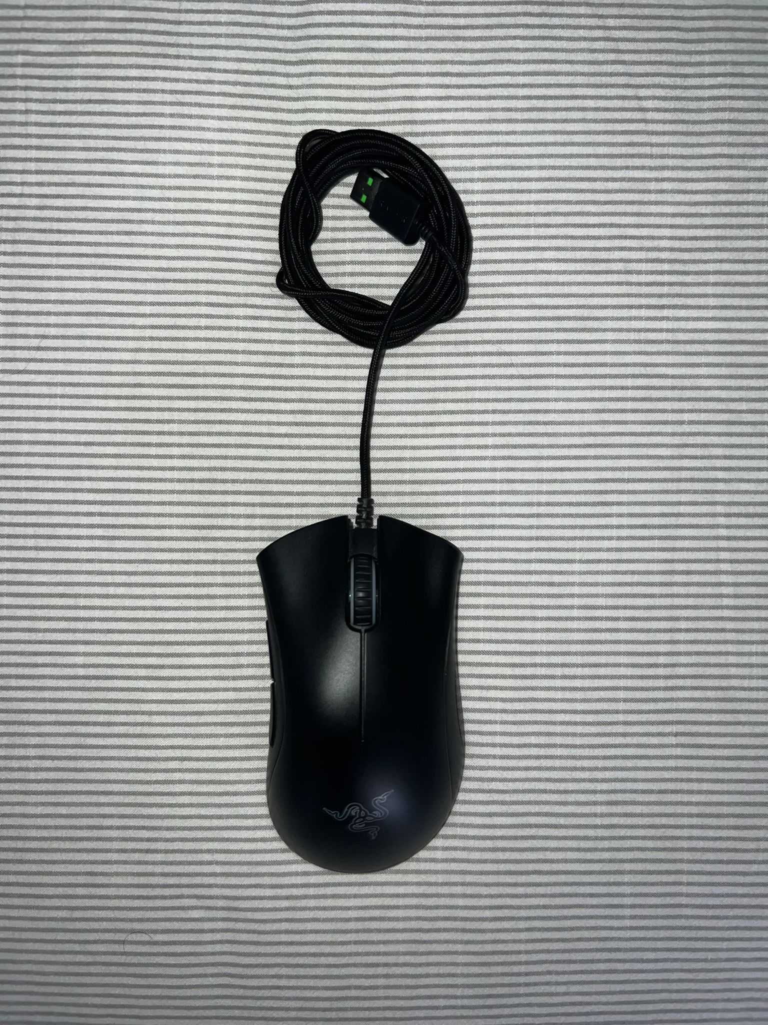 Rato Razer Deathadder Essential