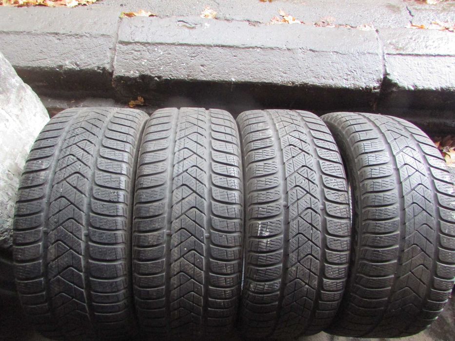 Шини зимові 215/45/R16 Pirelli Winter SottoZero III