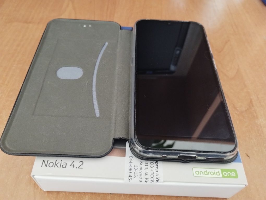 Продам Nokia 4.2