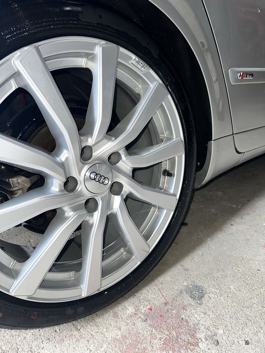 Koła felgi R18 AEZ Nowe opony Audi