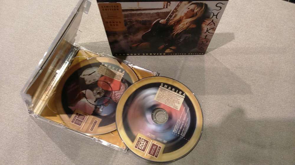 Shakira - CD+DVD Edição Limitada