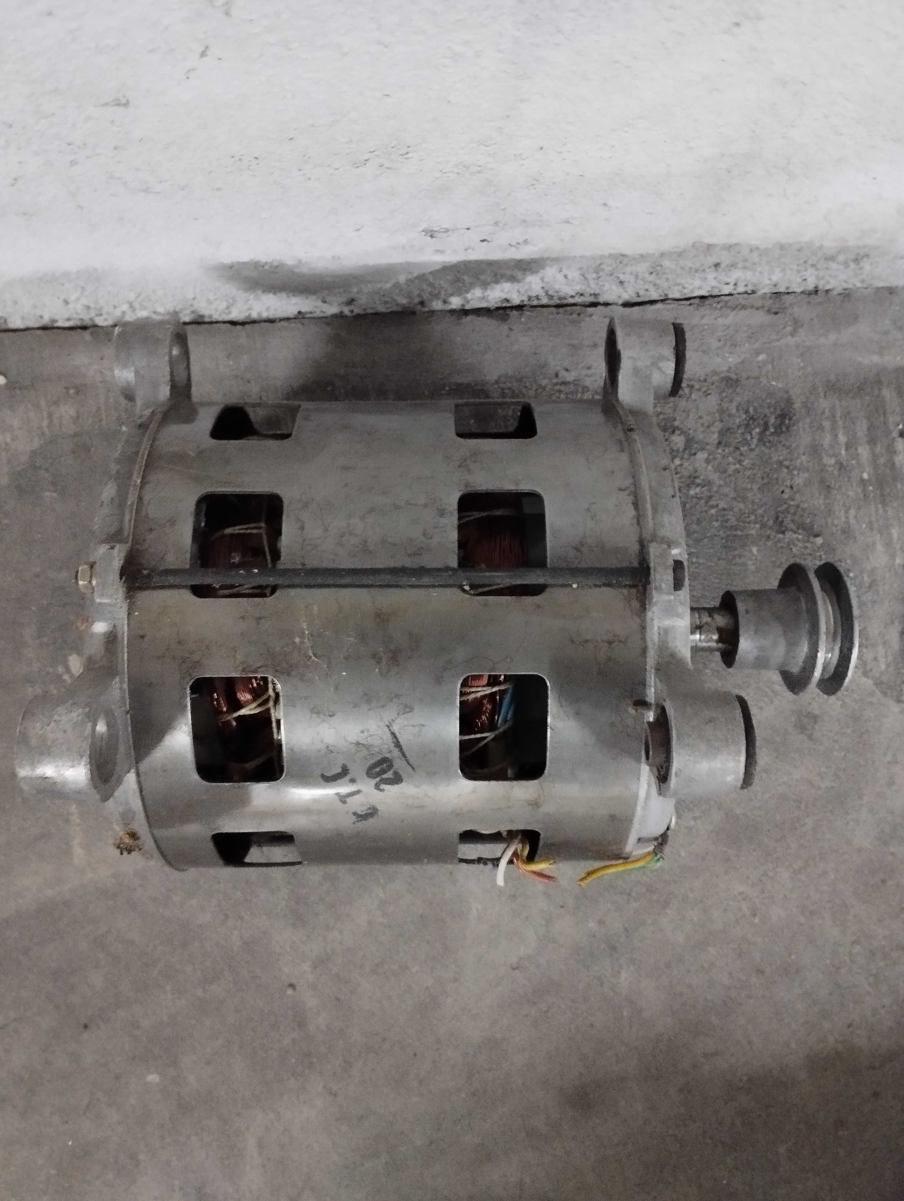 Motor máquina lavar