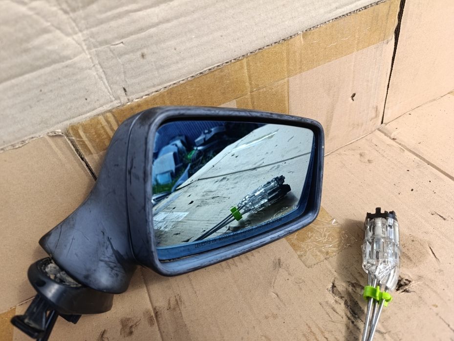 Зеркало дзеркало праве Ауді 80 Б3 Б4 Audi 80 B3 B4