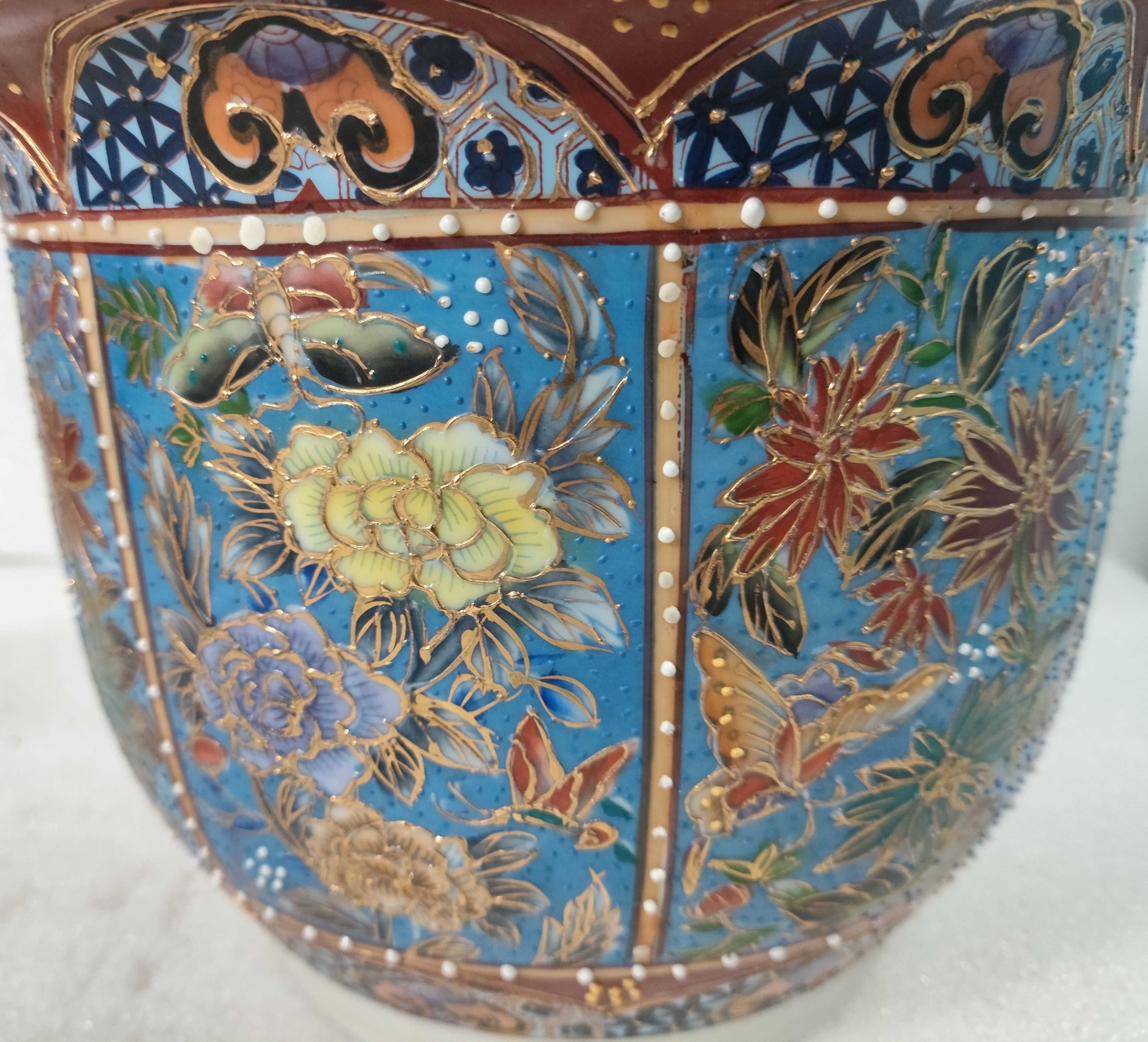 Vaso oriental pintado à mão