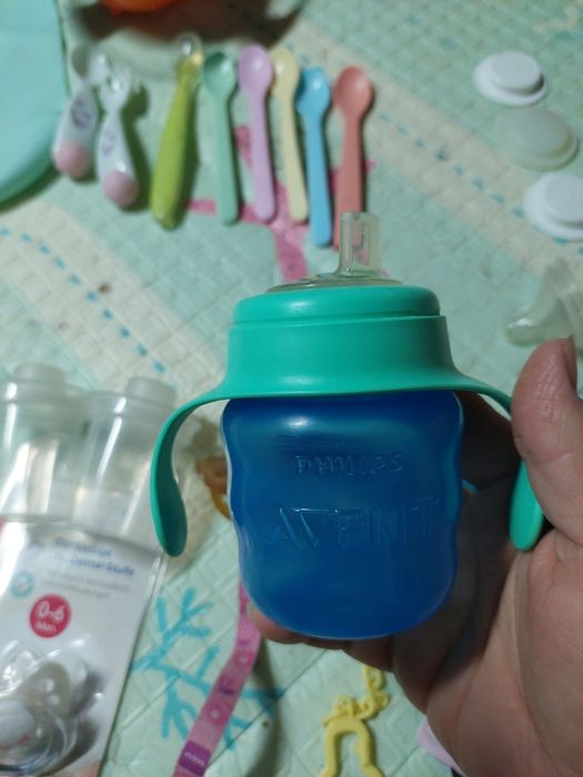 Поїльник авент , nuk  бутилочки для зберігання , ложки,  гризунці ,