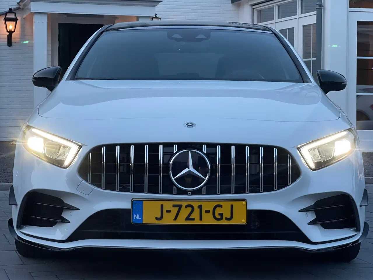 Разборка Mercedes Benz A35 AMG бампер б/у автозапчастини