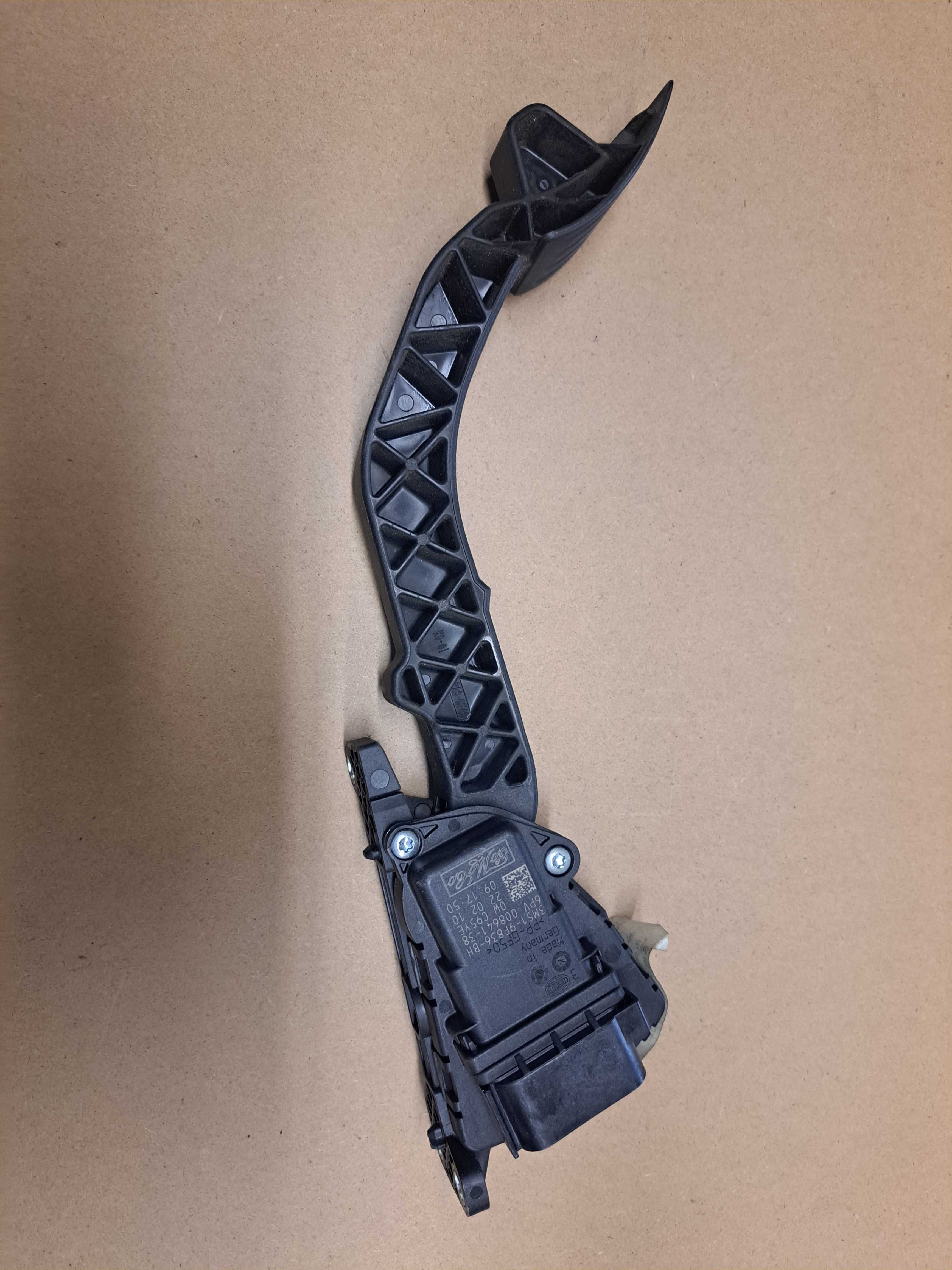 Pedał gazu Ford Kuga Mk1 3M51-9F836-BH