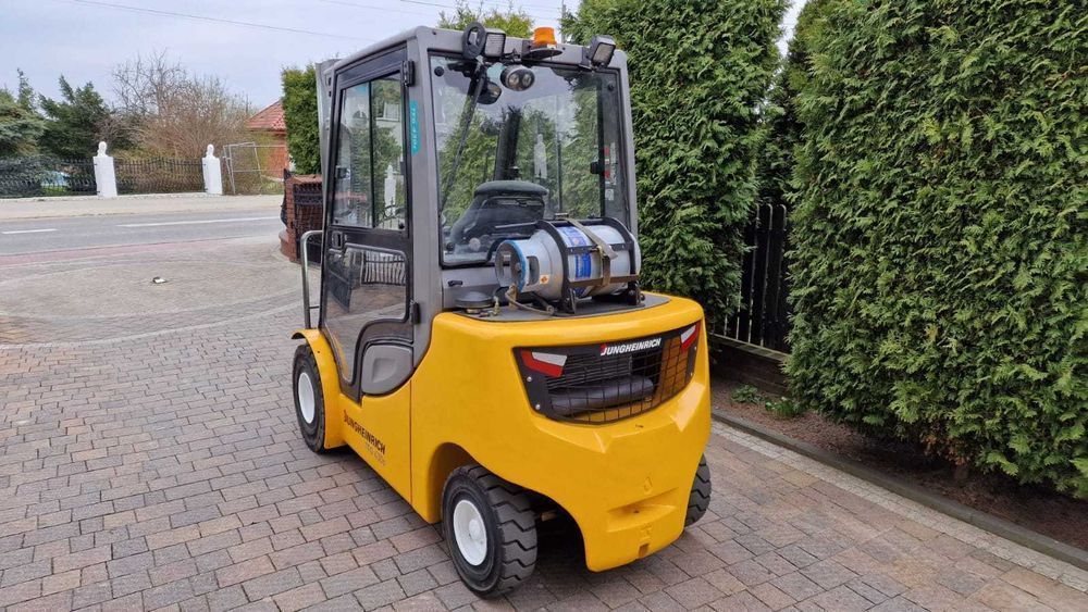 Jungheinrich TFG 430s Wózek paletowy widłowy LPG Duplex 3T 2016 rok