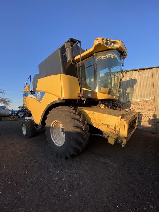 Зернозбиральний комбайн New Holland cx 6090