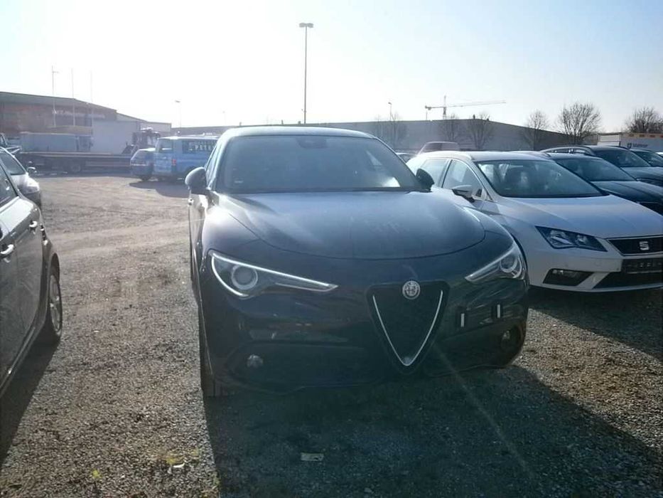 Бампер Alfa Romeo Stelvio запчастини Альфа Ромео Стельвіо разборка