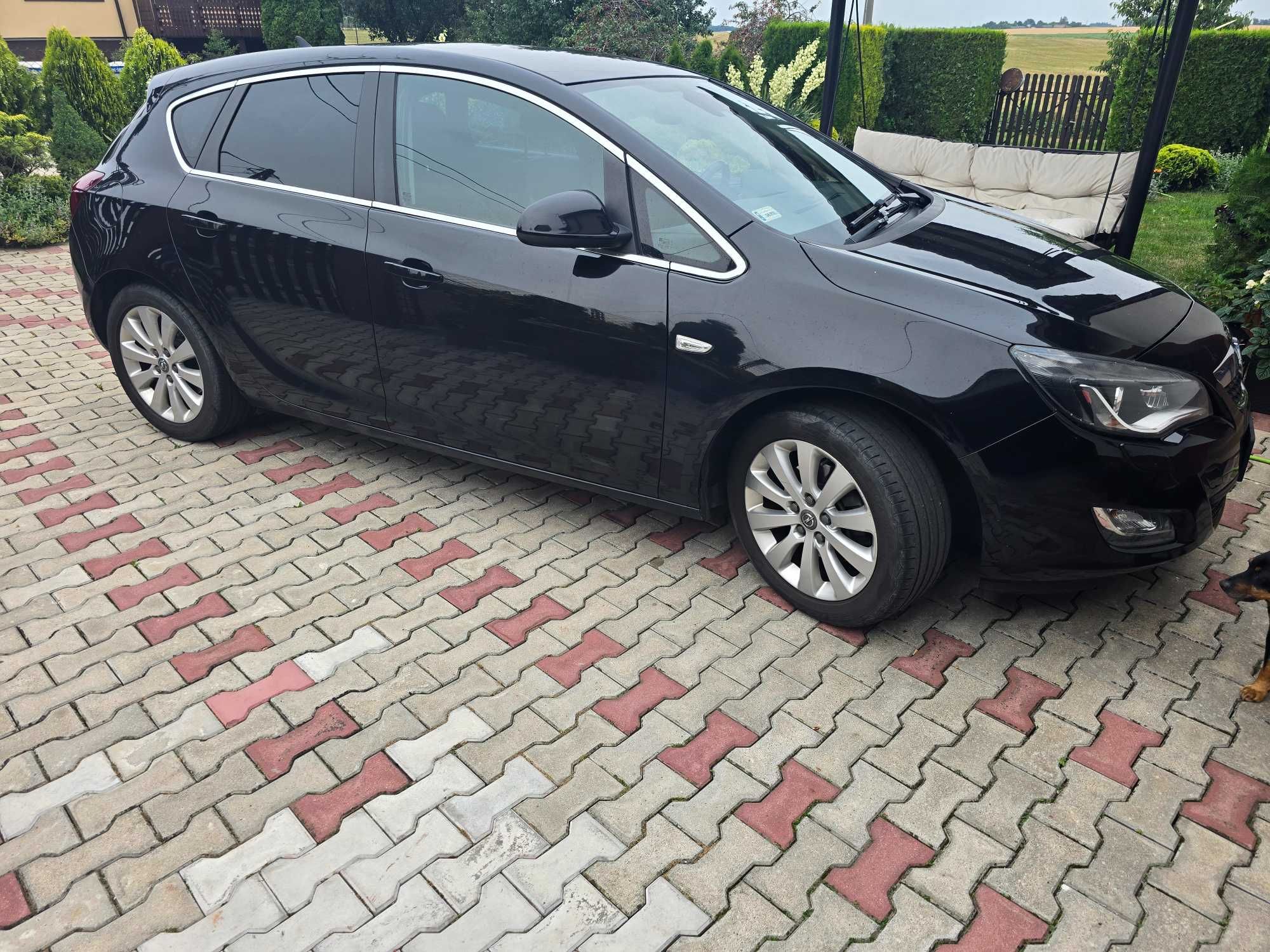 OPEL ASTRA J 1.7 CDTI 125 km