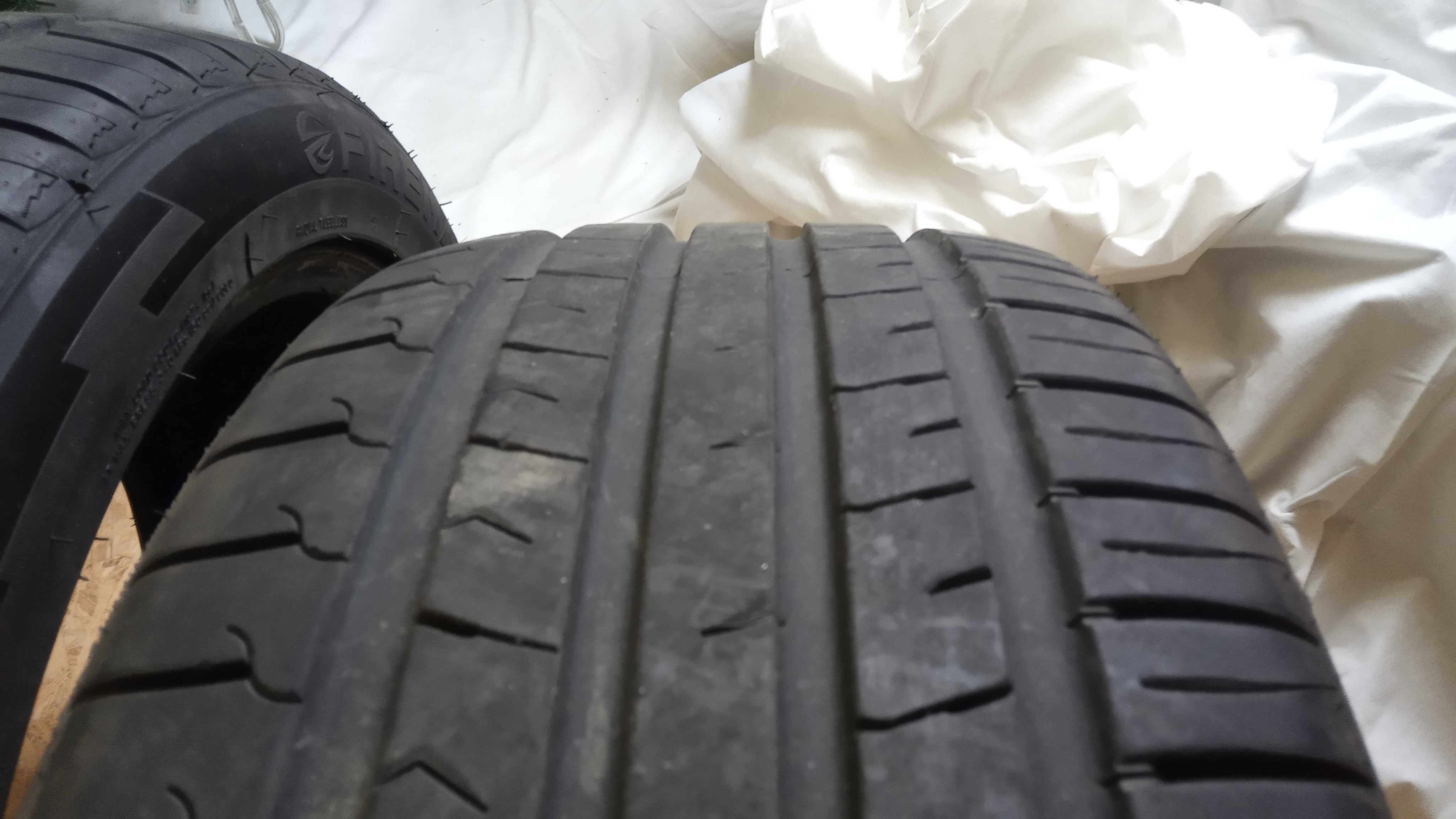 Opony letnie 4 sztuki 245/45 r19 jak nowe idealne