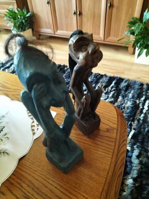 Figurki z drzewa hebanowego