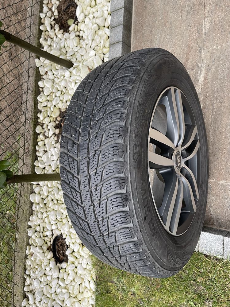 Opony zimowe wraz z felgami. Opony nokian WR SUV 3 225/65 R17 106 H XL