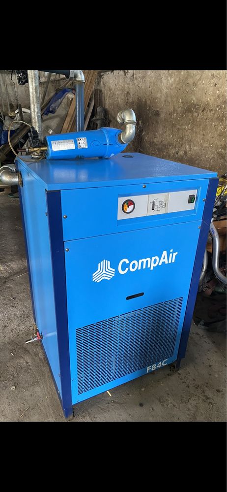 Kompresor Comp Air L 50-10A rok 2012 rok z zbiornikiem.