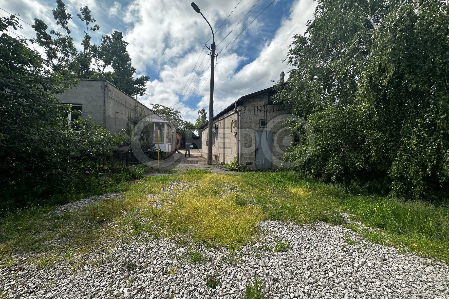 Продаж складу вул. Усика, район «Пісочної»