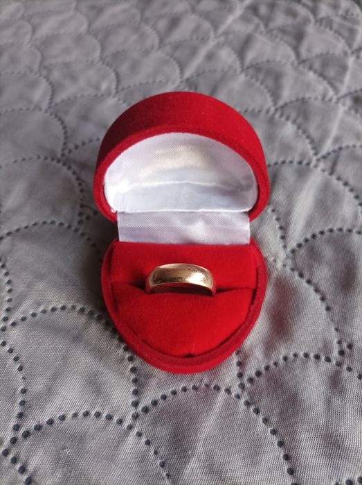 Złota obrączka 14K