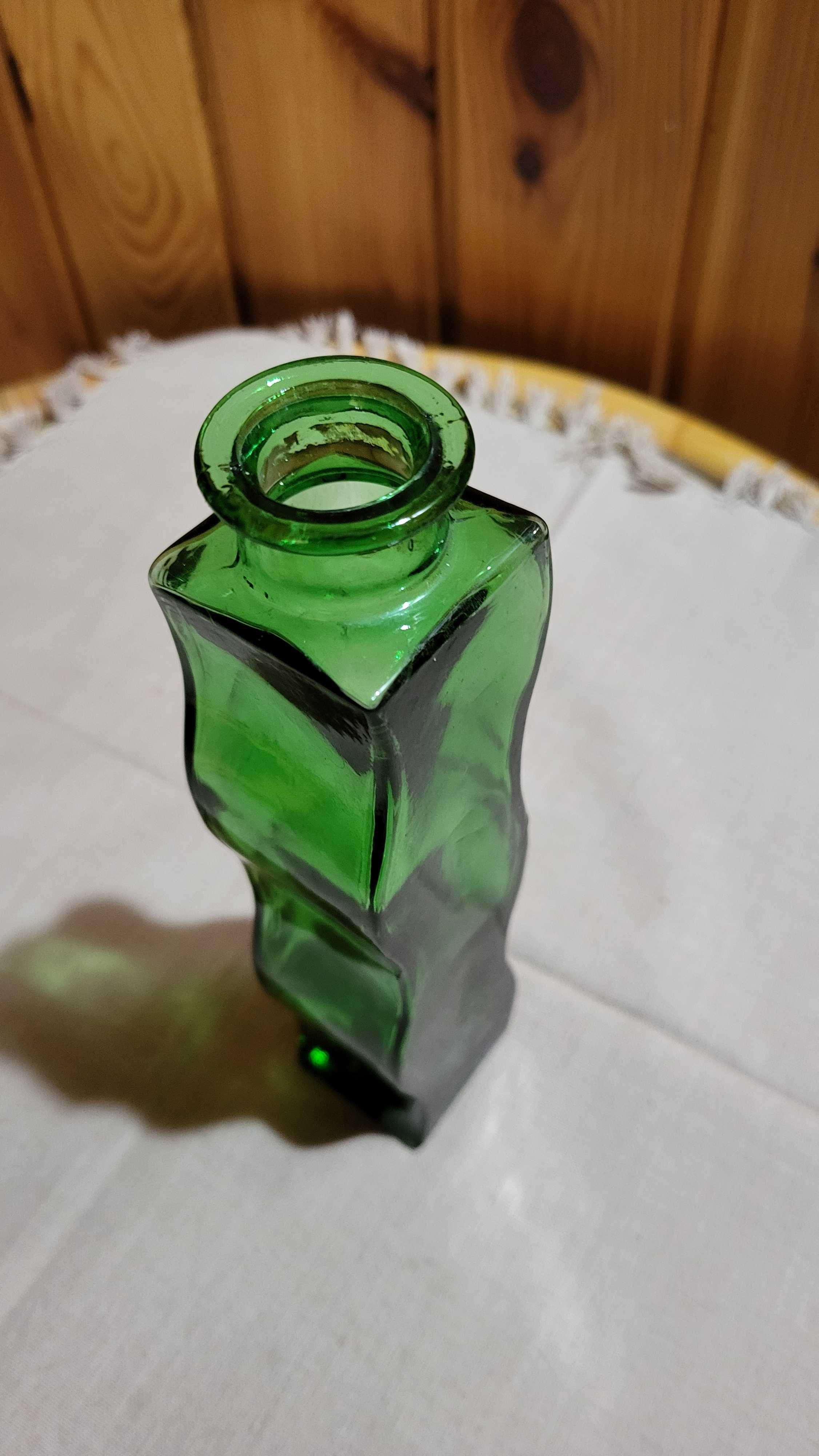 Uroczy wąski szklany zielony wazonik