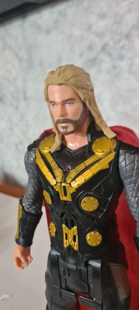 DUŻA Interaktywna Figurka THOR AVENGERS