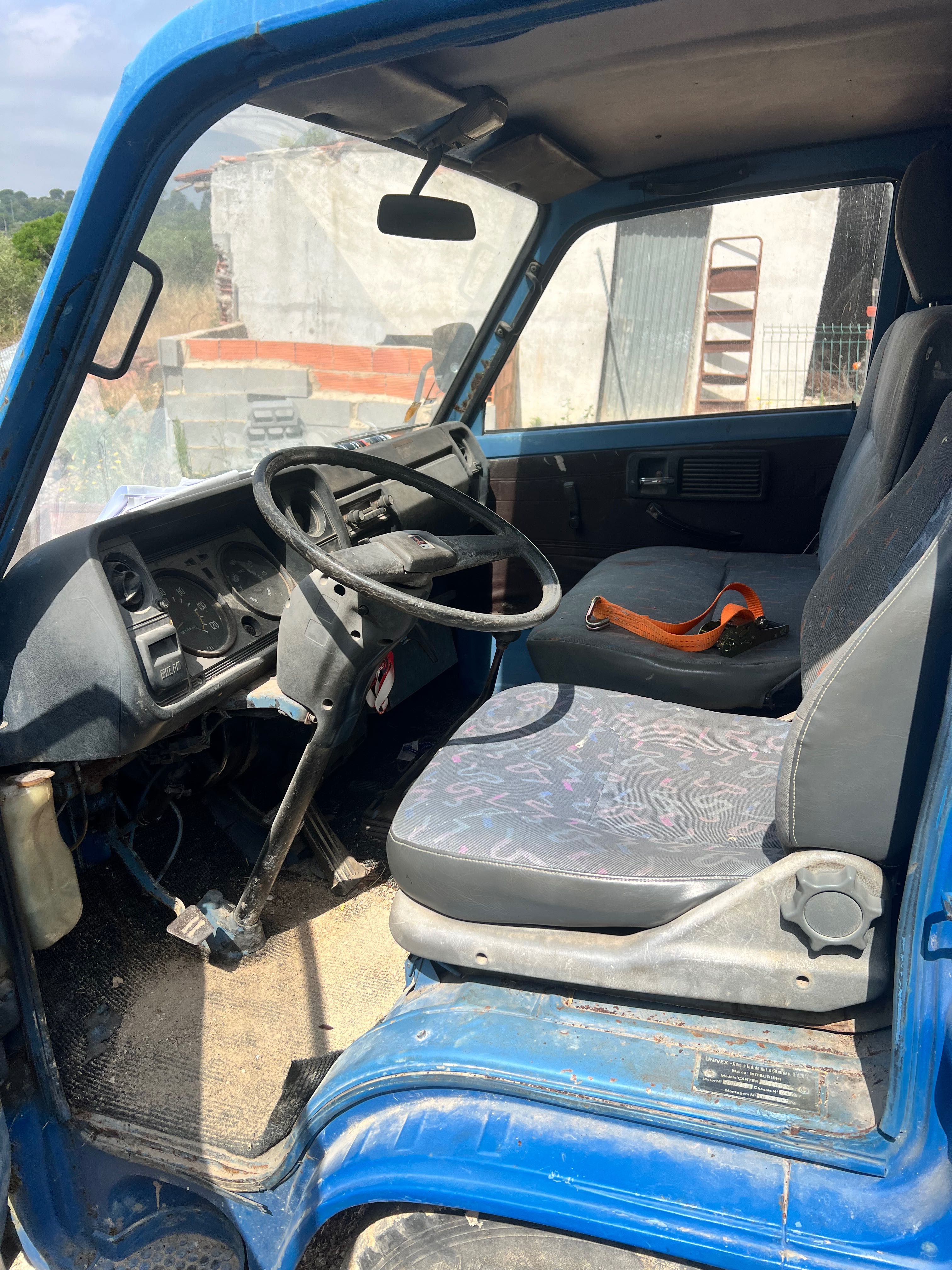 Mitsubishi Canter