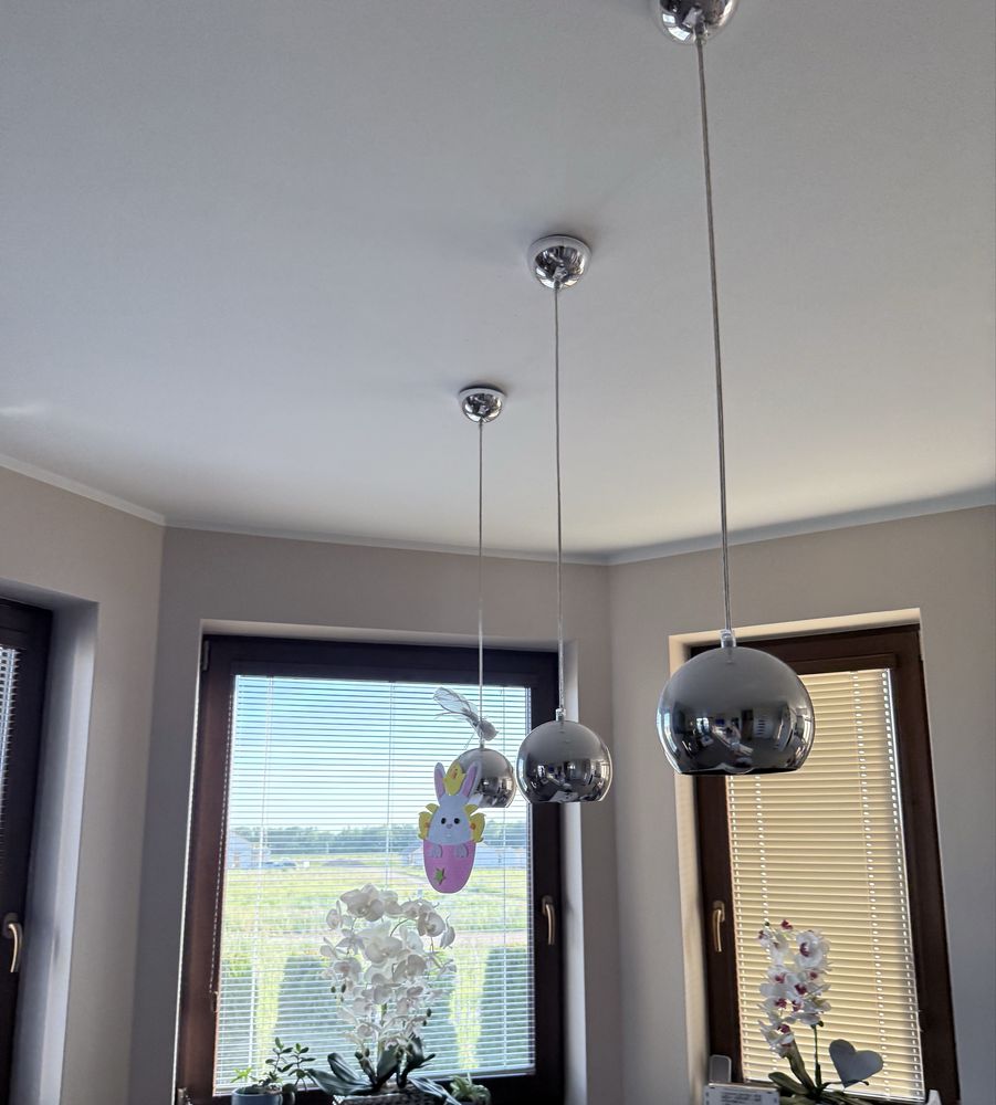 Wiszące lampy kule