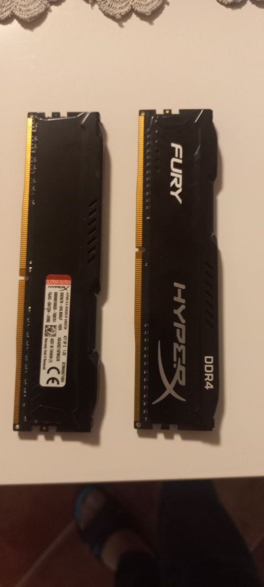 Pamięć RAM DDR4 2x4 GB 2666MHz CL15